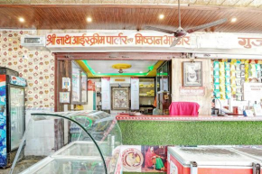 OYO Flagship 82911 Hotel Shree Nath Kathiyawadi Restaurant
